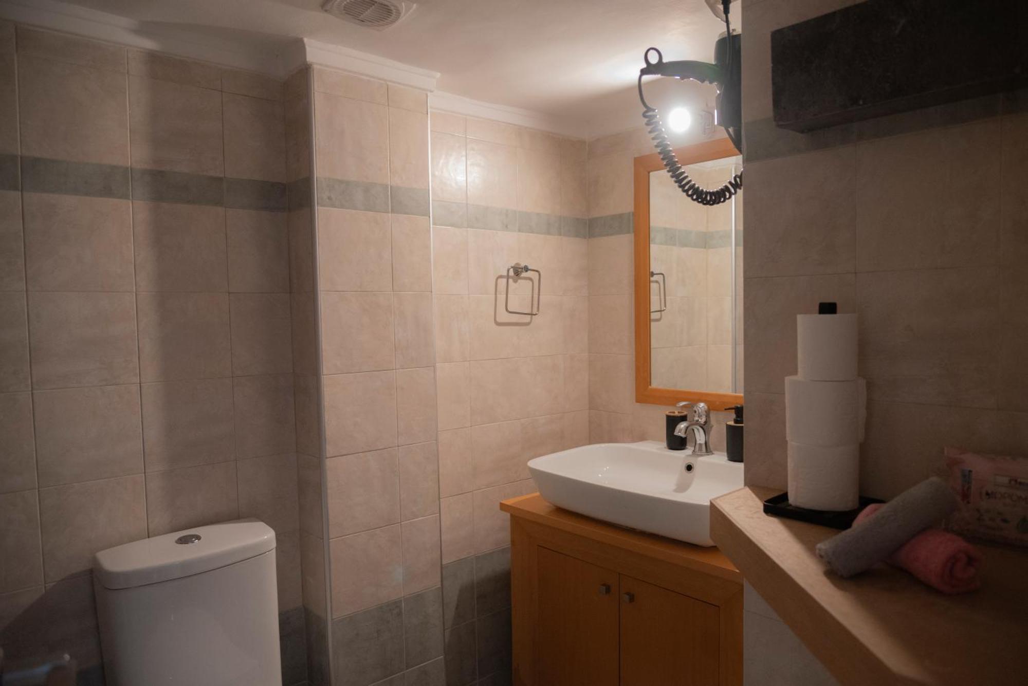 Vip Apt. Pezodromos Kalamarias テッサロニキ エクステリア 写真